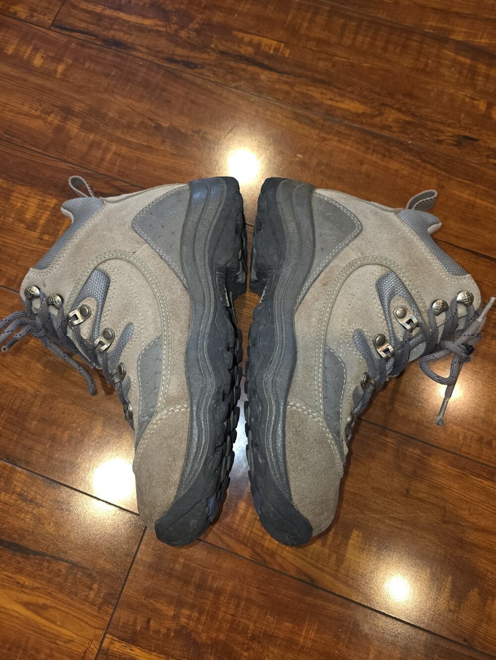 Columbia Razor Ridge Mid Hiking Boots - Picture 3 of 11